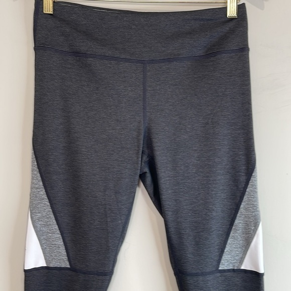 Reitmans Hyba Activewear Colorblock Leggings Black Grey Mesh Panel M - Picture 3 of 13